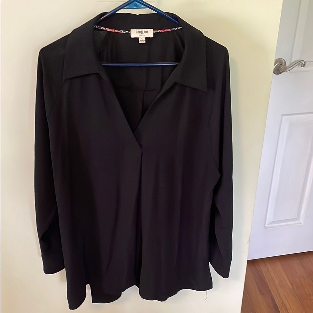 Umgee Women’s Large Black Tunic Top Split Neck Flowy Loose Fit